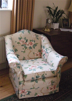 Armchair with loose covers